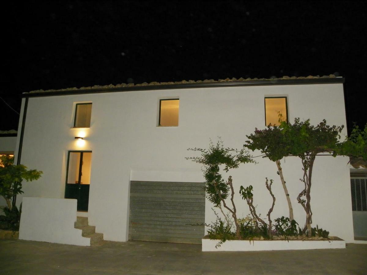 Maison d'hôtes Dabbanna à Chiaramonte Gulfi Extérieur photo